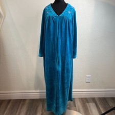 Vintage Its A Charm Lingerie Maxi Nightgown Size XL - 1/2 Zip Pleated Blue