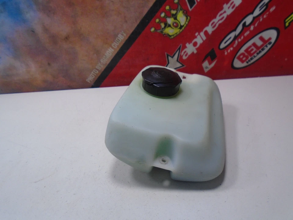 Tomos Targa LX 50 2000 depósito de aceite 00 LX50 CICLOMOTOR Foto 2 de 4