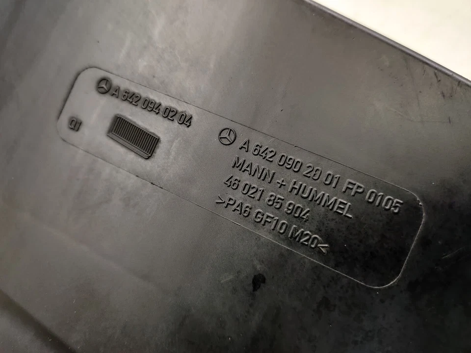 Mercedes-Benz GL 320 X164 2008 caja filtro aire derecho izquierdo 6420902101/6420902001 Foto 3 de 4