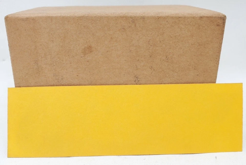 НОВЫЙ ПОДЛИННЫЙ KAWASAKI H1 KH500 БОКОВАЯ КРЫШКА МАСЛЯНЫЙ БАК ЭМБЛЕМА НАКЛЕЙКА NOS 56018-098 - Изображение 3 из 4