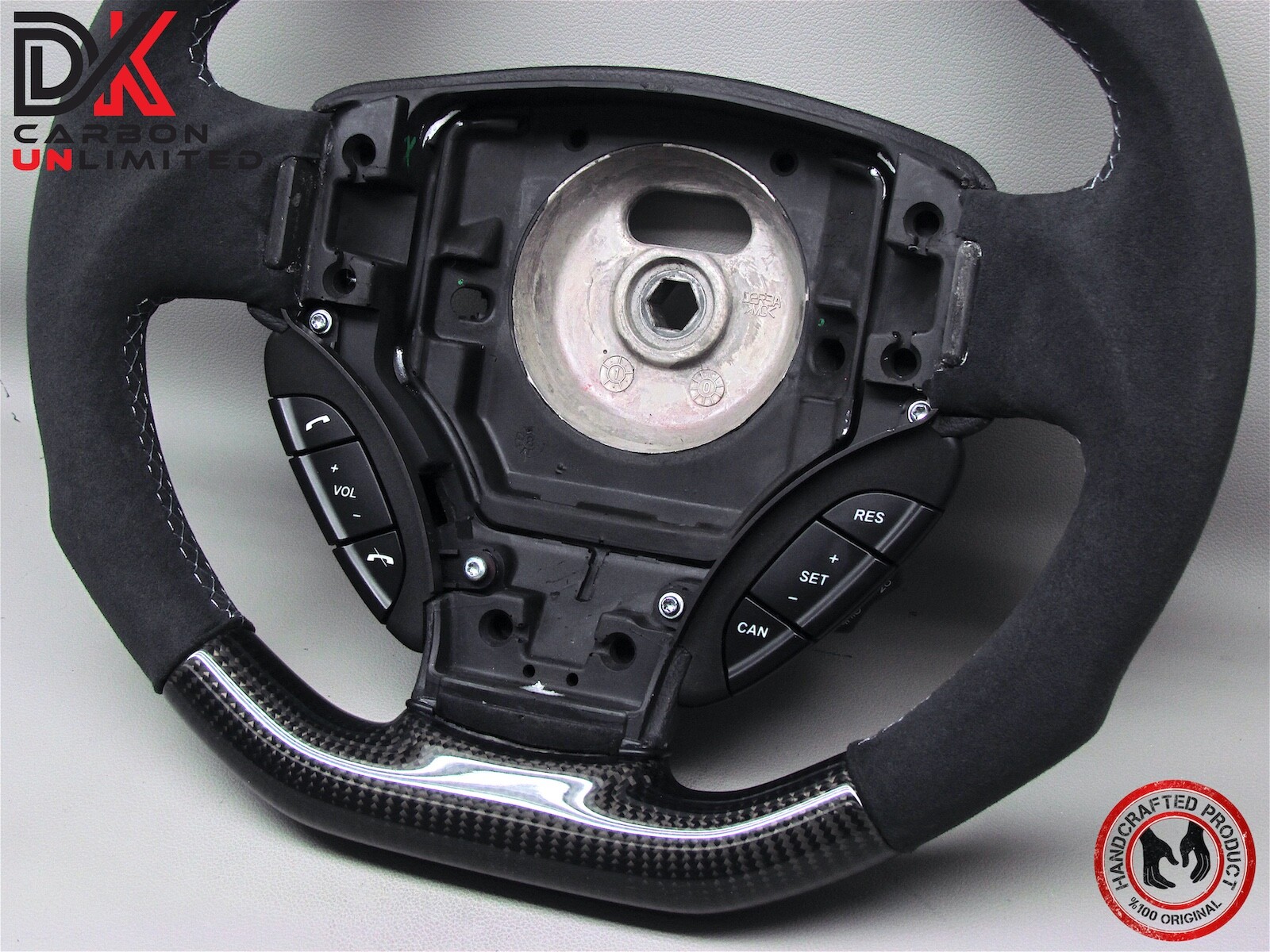 Aston Martin DB9 DBS Rapide Vantage Virage Silver Ring Carbon Steering Wheel v1