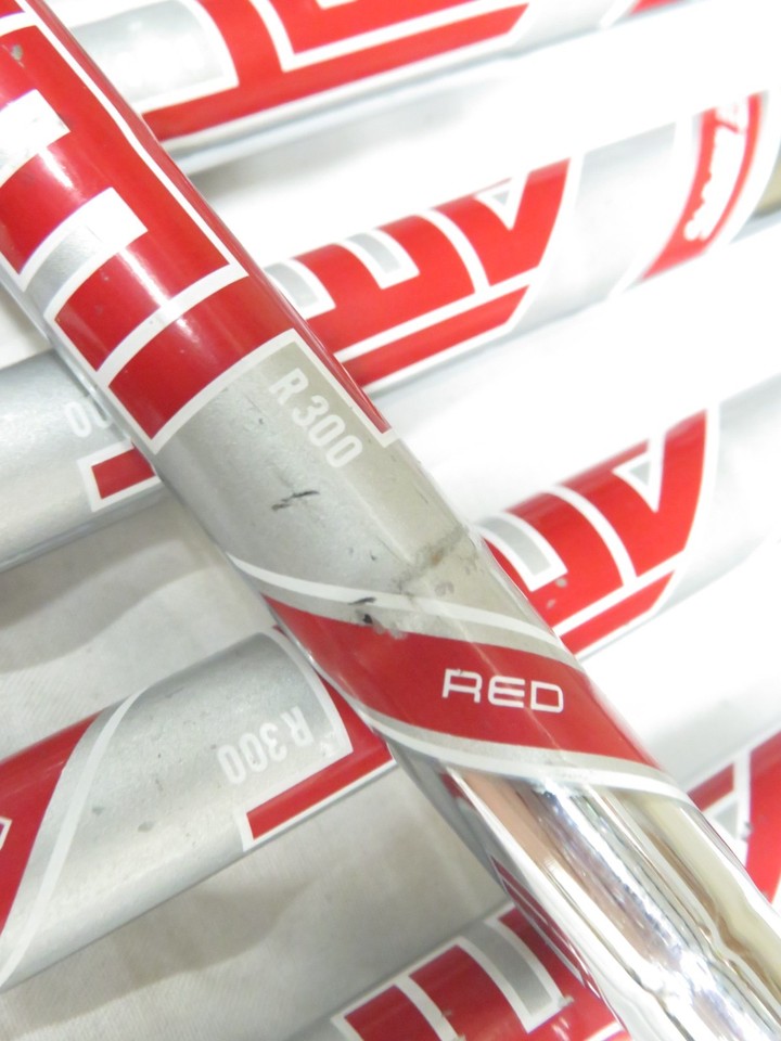 Titleist T300 2019 Série de fers / Flex Regular / 5-PW / Acier