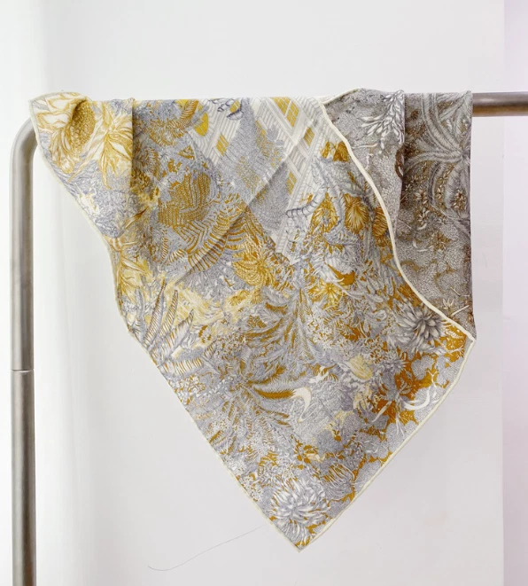 70% Cashmere 30% Silk Shawl Bandana Scarf 27'' rainforest Print Neckerchief Wrap