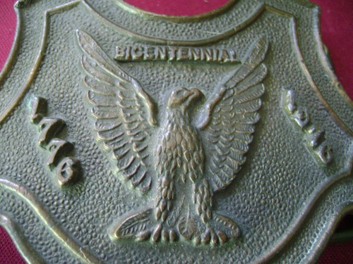 DE COLECCIÓN HEBILLA DE CINTURÓN DE ÁGUILA BICENTENARIO DE LATÓN 1776/1976 - Imagen 2 de 3