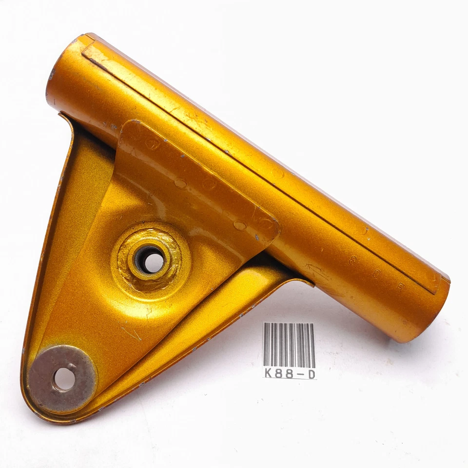 Soporte de faros de horquilla cubierta derecha para Suzuki GT185 GT TC125 100 TC185 TS100 TS185 NUEVO DE STOCK Foto 2 de 4