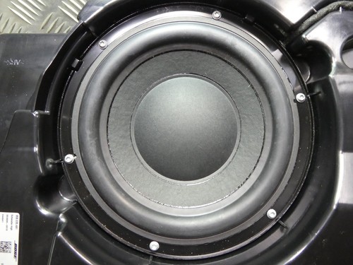 Porsche Macan 95B BOSE Subwoofer Speaker _ 95B035481 - Picture 4 of 5