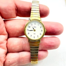 TIMEX Quartz Wristwatch Ladies Expansion Band Gold Tone Classic Career Work READ