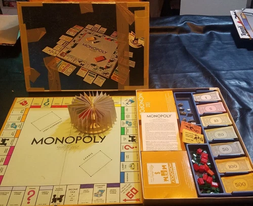Vintage MONOPOLY 40th Anniversary Edition Classic 1974 Parker Brothers Complete