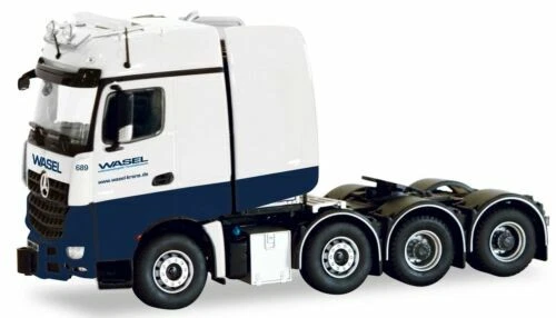 Voitures, camions et fourgons miniatures Transporter 1:50 Mercedes