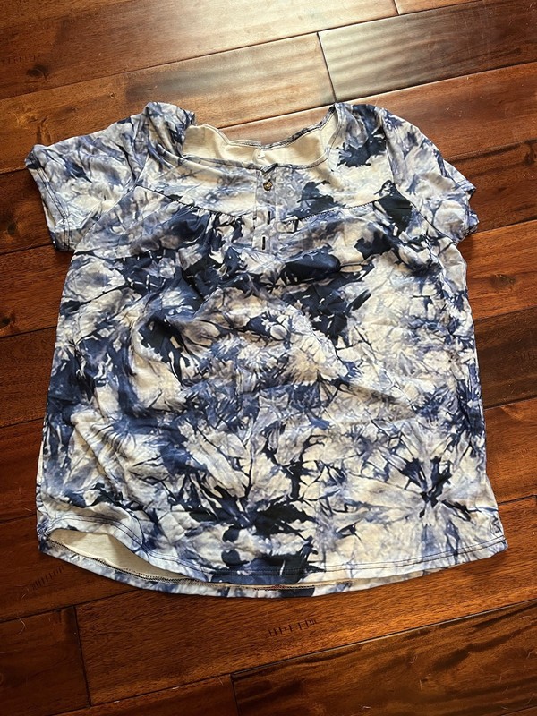 Boutique Shirt Size Large 