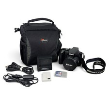Nikon COOLPIX P90 12.1MP Digital Camera Black 24x Optical Zoom Flip LCD Case