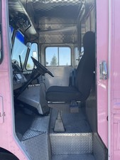 Dessert truck Food Truck Stainless Steel Interior, Refrigeration, Serving Wi…