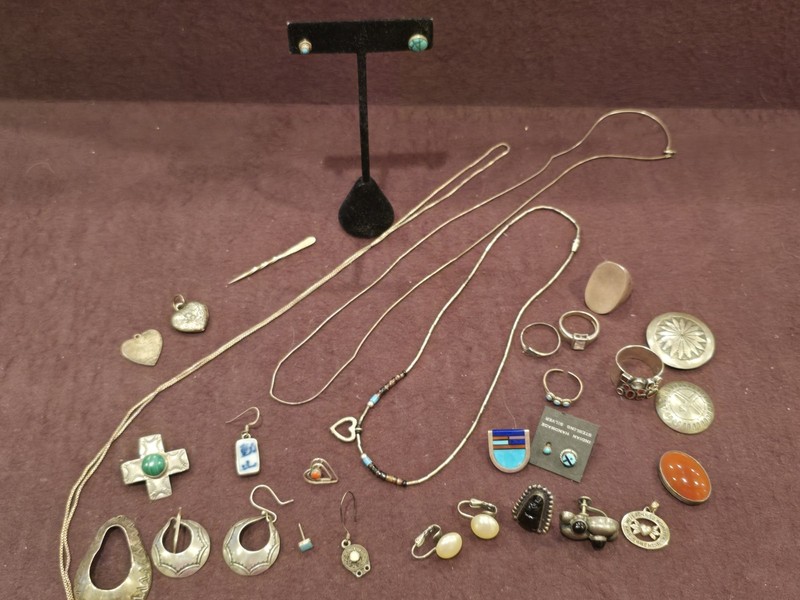 Vintage Estate Sterling/Turquoise Jewelry Lot: Scrap or Wear - 95g Total Weight 