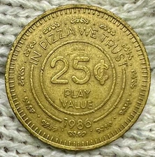 1986 CHUCK E CHEESE TOKEN RWM mintmark BRASS Pizza Time Theatre Showbiz 25c CEC