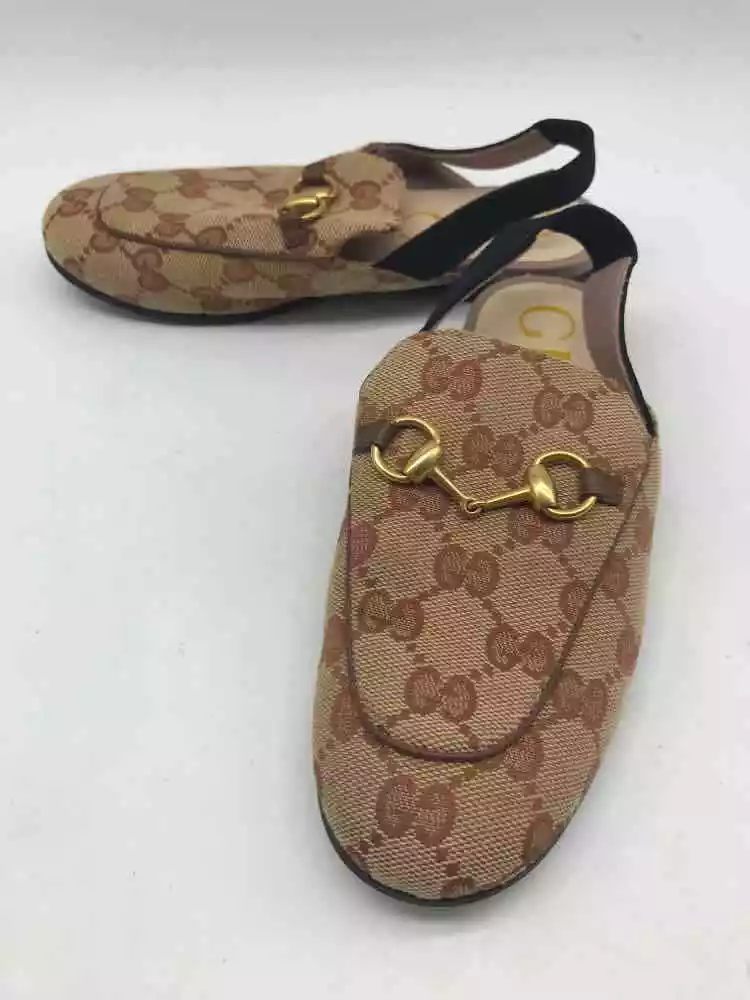 Chaussures fille occasion Gucci marron enfant taille 31 cuir monogramme