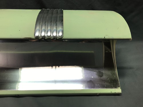 VTG 36" Metal Deco RAD-I-AIR Ultraviolet Fluorescent Light Fixture Old 1076-24B - Picture 11 of 23