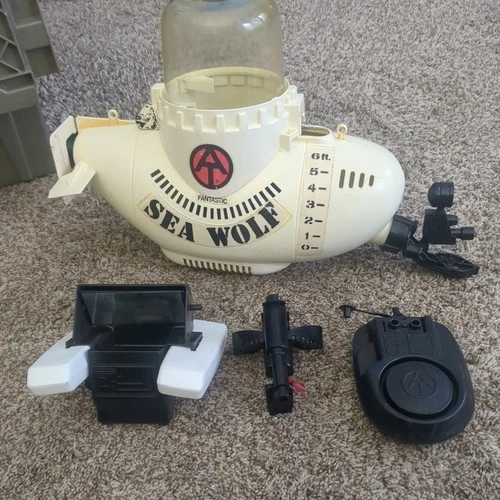 Vintage 1975 GI Joe Adventure Team Sea Wolf Submarine with accessories as shown