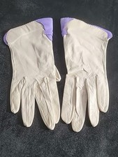 VTG LAVABLE / Washable 6 3/4 Kid Leather Gloves, Made In France Ivory  Lavender