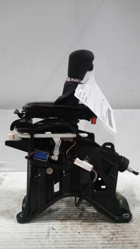 Honda Civic 2017 transmisión automática conjunto de palanca de cambios gris 88 k millas Foto 3 de 4