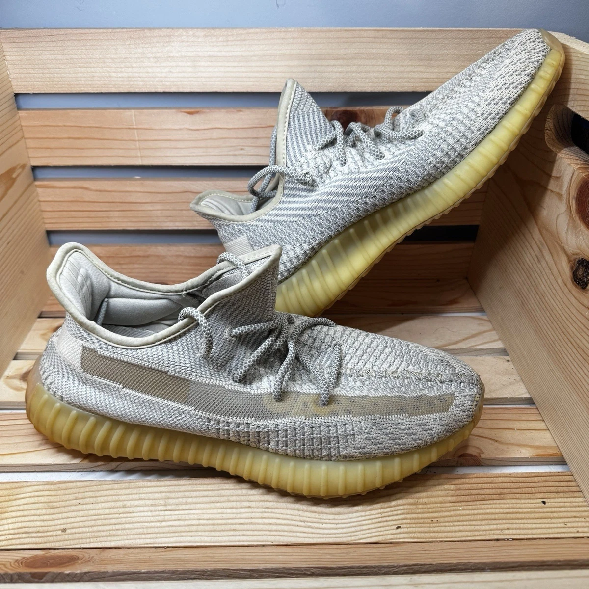 adidas gazelle silver green womens adidas Yeezy Boost 350 V2 Lundmark (Reflective)