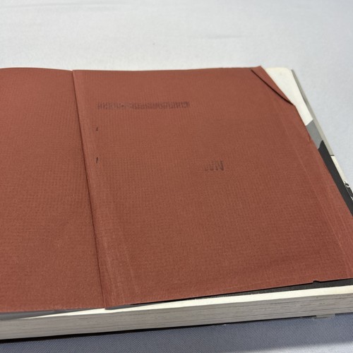 A Pictorial History of The Lone Ranger by Dave Holland HC DJ 1989 Damaged - Picture 8 of 8