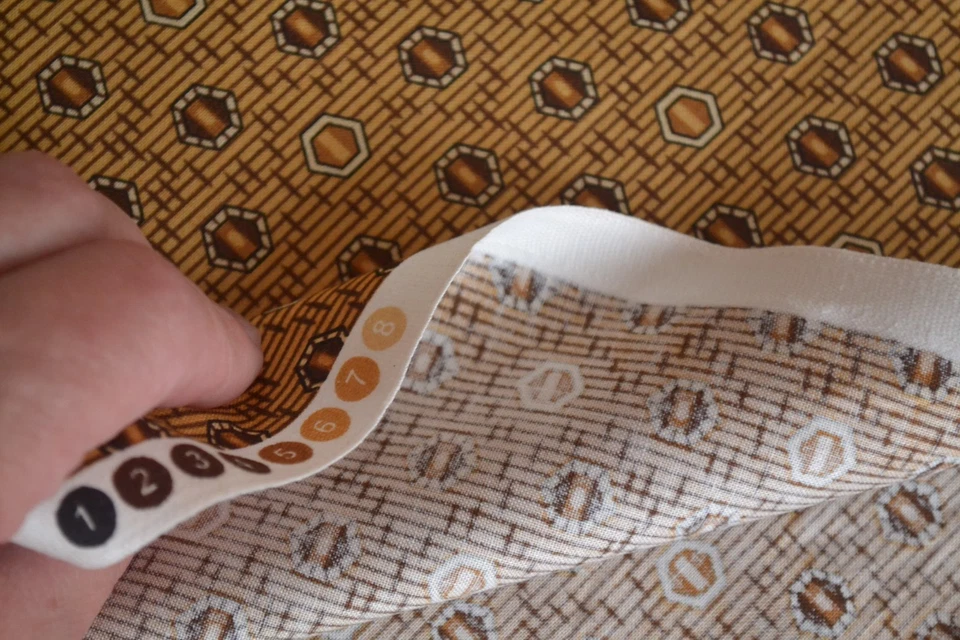 By 1/2 Yd, Gold & Brown Quilt Cotton, Andover/Jo Morton/Sweet Emile/5324 N, B204 - Image 4 of 4