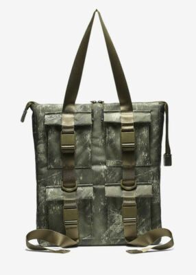 Nike Tasche bedruckte Tragetasche AOP 13L Tasche oliv tarnfarben echt baumgrün BA6378-39