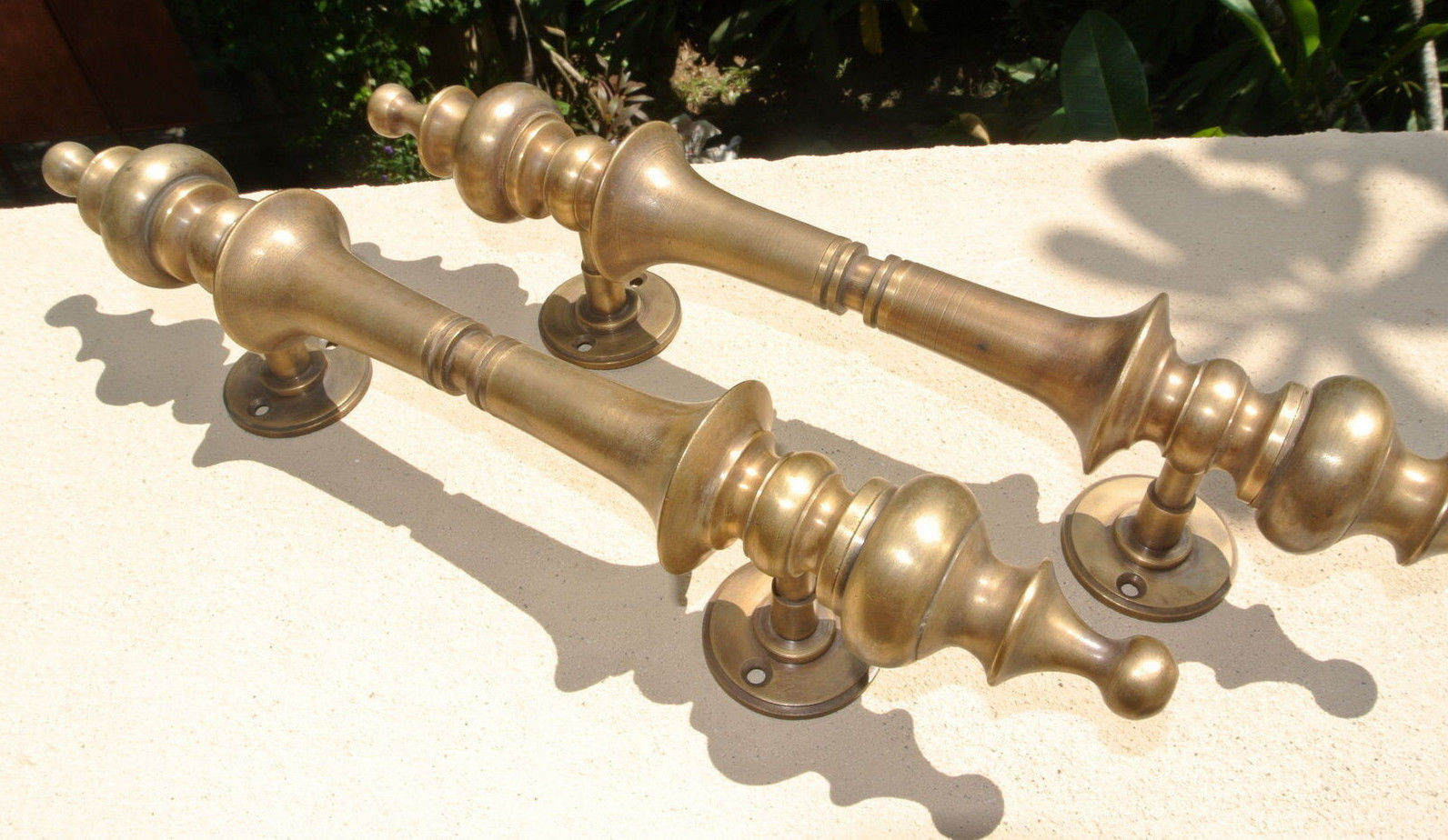 Picture 4 of 9