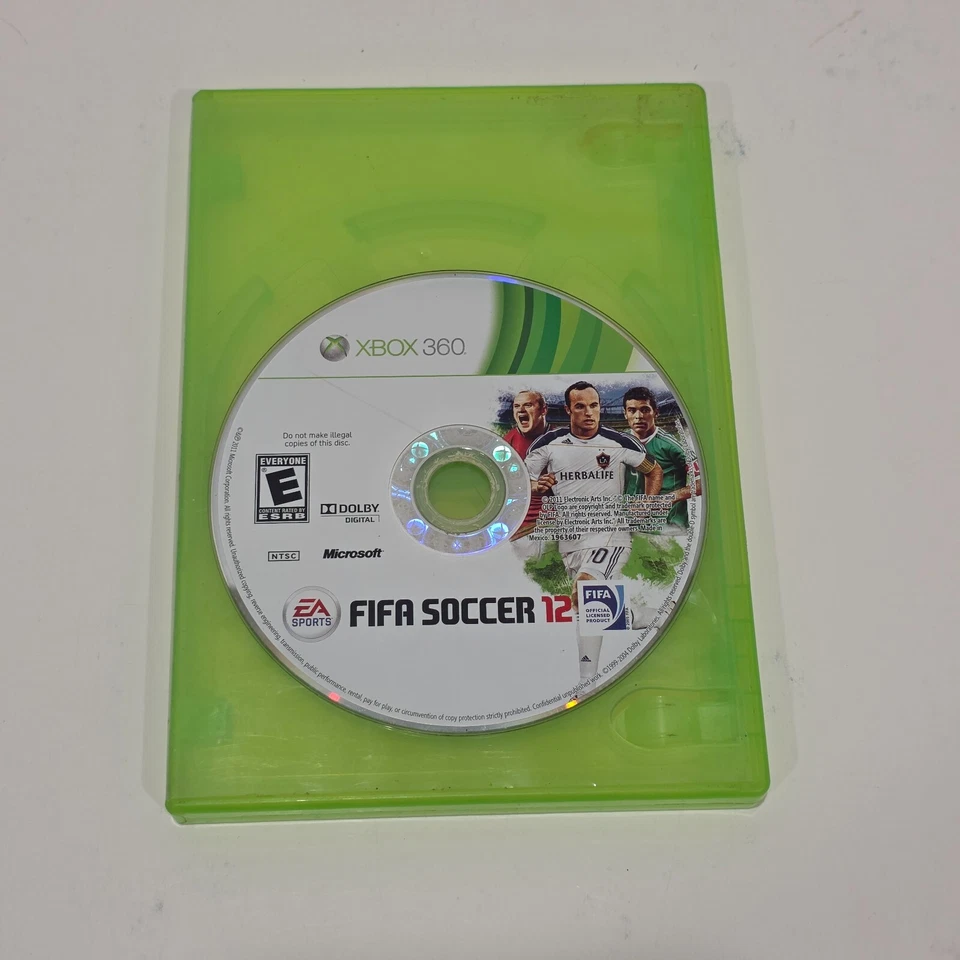 FIFA 11, FIFA 12, FIFA 13, FIFA 14, FIFA 15, FIFA 16, FIFA 17 (Xbox 360) Bundle - Image 3 of 4