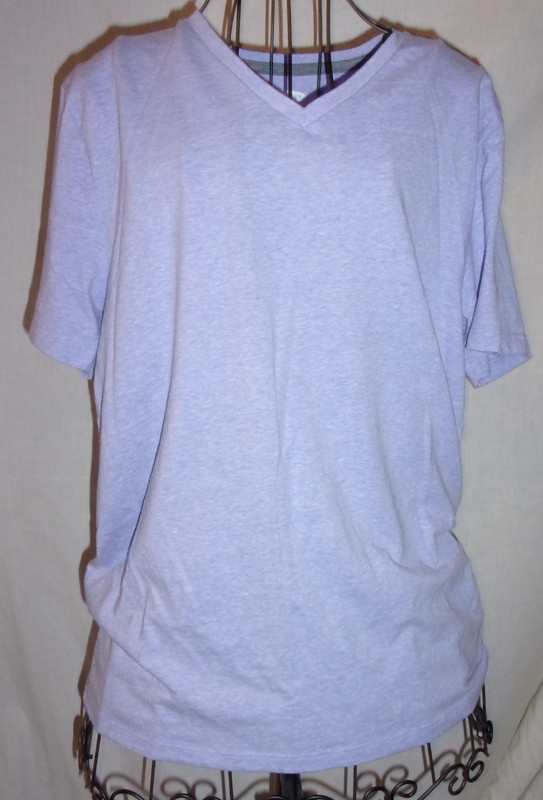 Women's Pale Lavender V-Neck T-Shirt by Old Navy sz M Short Sleeves