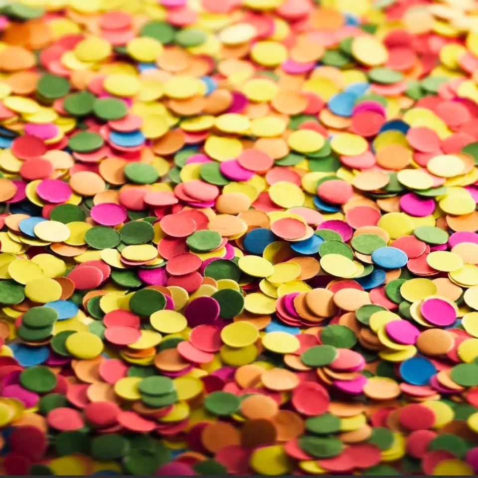 Papel de boda biodegradable confeti mezcla de colores papel de seda ecológico círculo confeti Foto 2 de 4