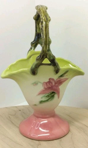 VTG 1952 HULL POTTERY WOODLAND BASKET VASE 6.5" TALL INCLUDING HANDLE USA