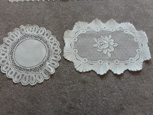 20 X Cream & White Dressing Table Mats, Lace Crochet Doilies, Runners - Picture 3 of 10