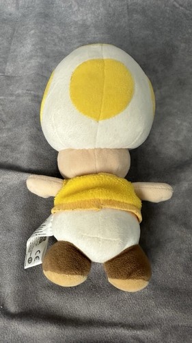 Super Mario Bros. Wii 2017 Yellow Mushroom Toad Plush Stuffed Character Japan - Picture 2 of 6