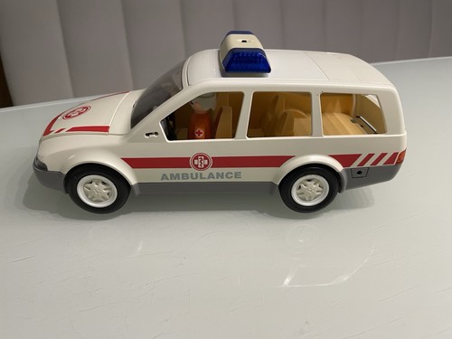 PLAYMOBIL® 4223 Notarzt Rettungswagen Krankenwagen Arzt Ambulance NEU Polybag - Bild 3 von 17
