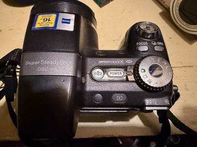 Sony Cyber-shot DSC-H5 7.2MP Works Great ****One Issue Please Read AS-IS****