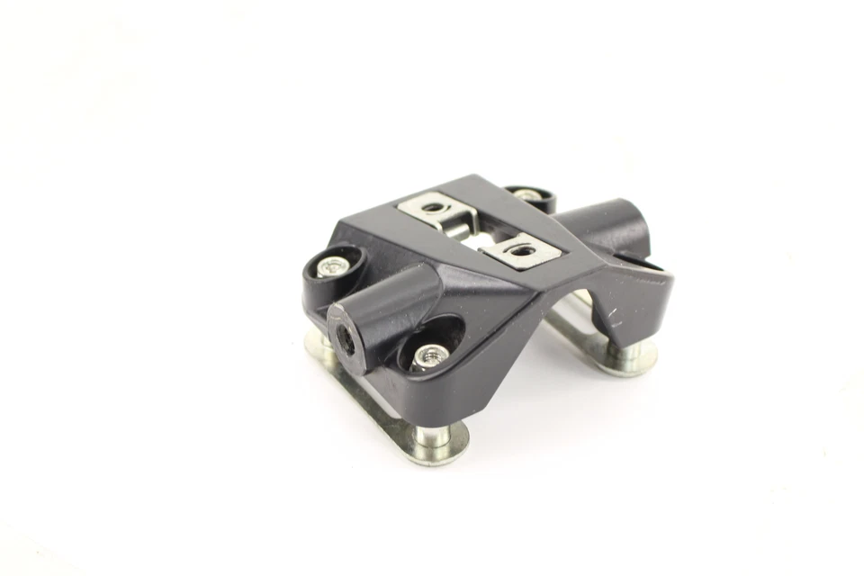 Ducati 848 Evo Corse 2012 SE OEM guardabarros trasero guardabarros soporte montaje  Foto 3 de 4