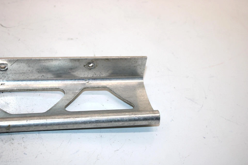 Barra portaequipajes trasera Polaris Rmk 800 02 OEM 5133059 Q2169 Foto 2 de 4