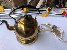 Stary CZAJNIK NA HERBATĘ Mosiądz z marką Elektryczny 
