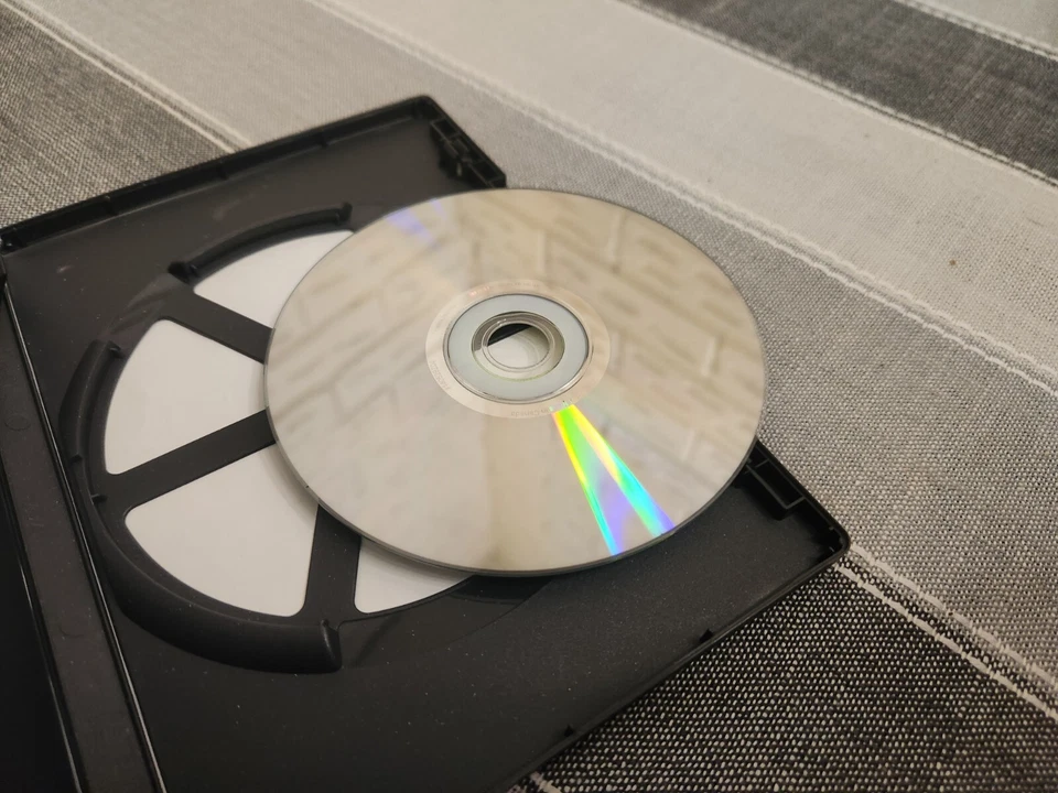 Rio 2 DVD + French Version 2014 - Image 4 of 4