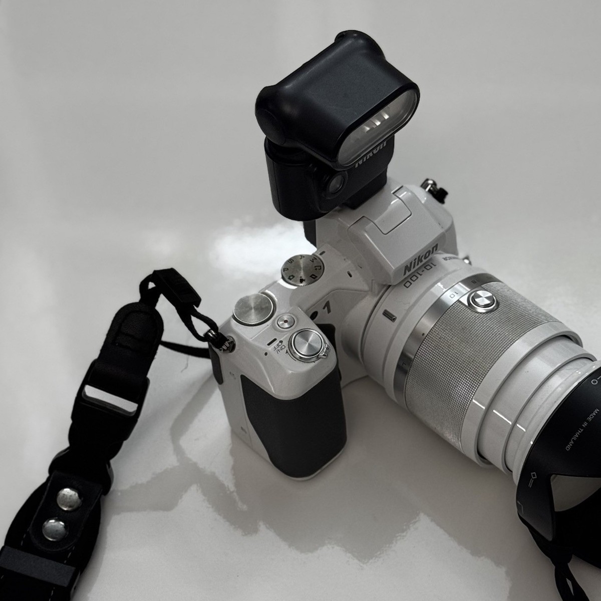 Nikon 1 V2 14.2MP Digital Camera - White (Body Only) for sale