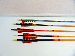 5 Vintage Wood Archery Arrows,  with Metal Tips