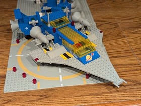 LEGO Space: Galaxy Explorer (497), complete, no box, one extra piece, baseplates