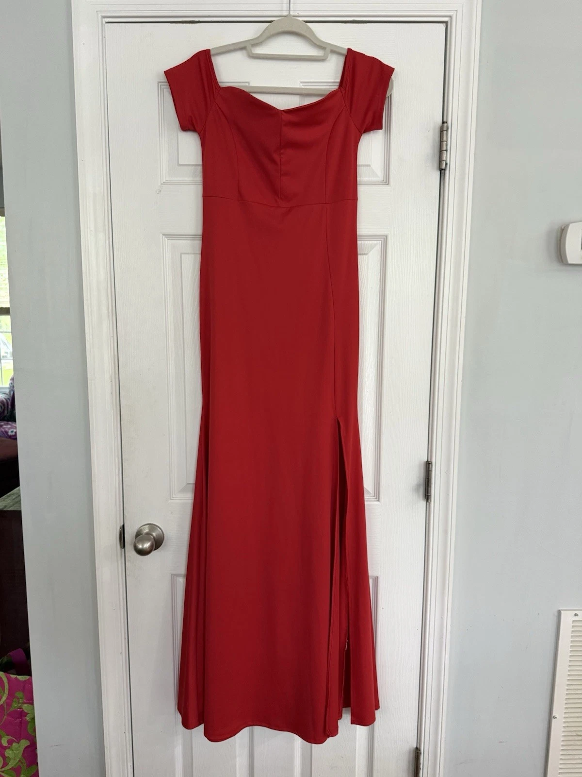 Women's Red Maxi Dress With Slit and Cap Sleeves M
Opens in a new window or tab