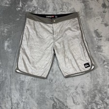 Quicksilver Amphibian Shorts Men s 34 Gray Board Shorts Pockets Beach