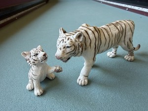 Schleich WHITE SIBERIAN 14382 TIGER + 14385 CUB Wildlife Figure 2007 Retired Toy