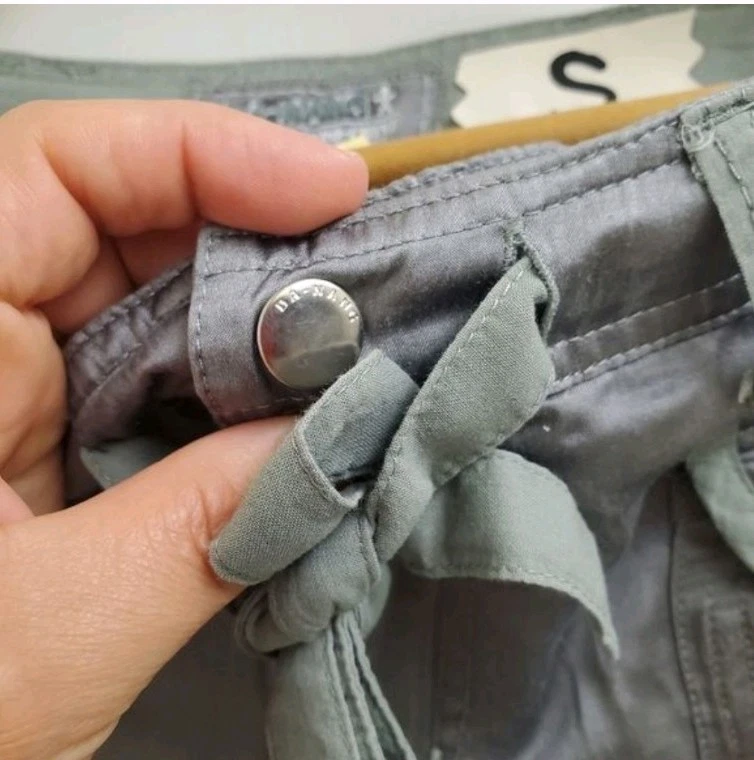 NWT Vintage Da-Nang Grey cargo shorts size Women's Small - Image 4 of 4