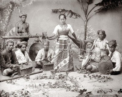 Malay Peninsula Indonesia Dancers Musicians Gamelan Group Vtg. Photo 19thC.