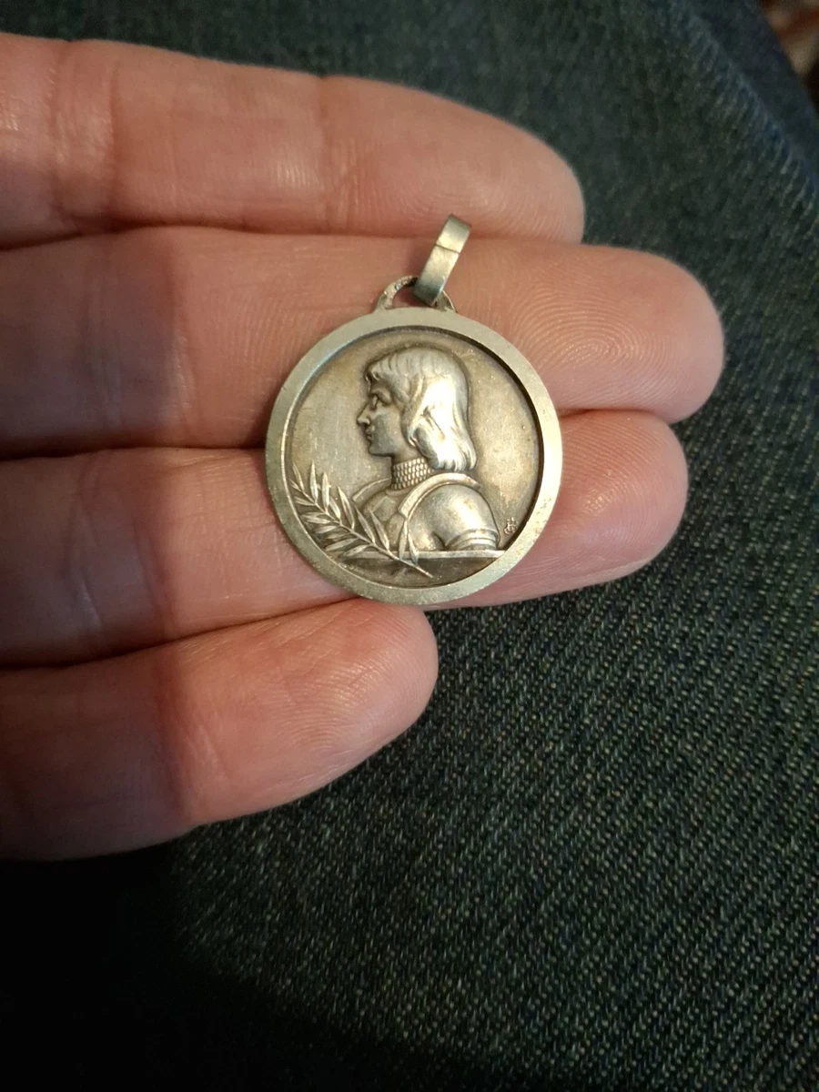 ANCIENNE MÉDAILLE JEANNE D'ARC BRONZE ARGENTÉ signée Mattei EUR 50,00 - FR