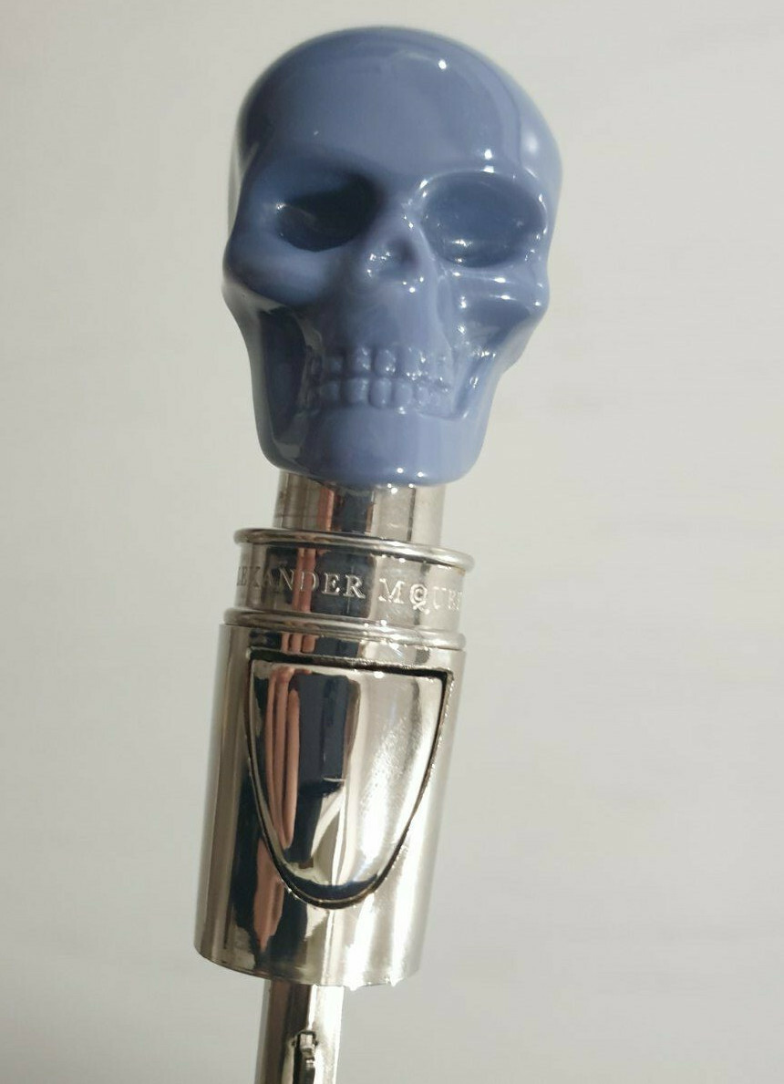 Authentic New Men's Alexander McQueen Blue Skull Handle Authentic New Men's Alexander McQueen Blue Skull Handle